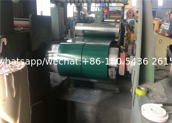 Coil de acero PPGI / PPGL recubierto de color en RAL Tipo de recubrimiento de color PVDF superior 10-25um atrás 5-10MIC